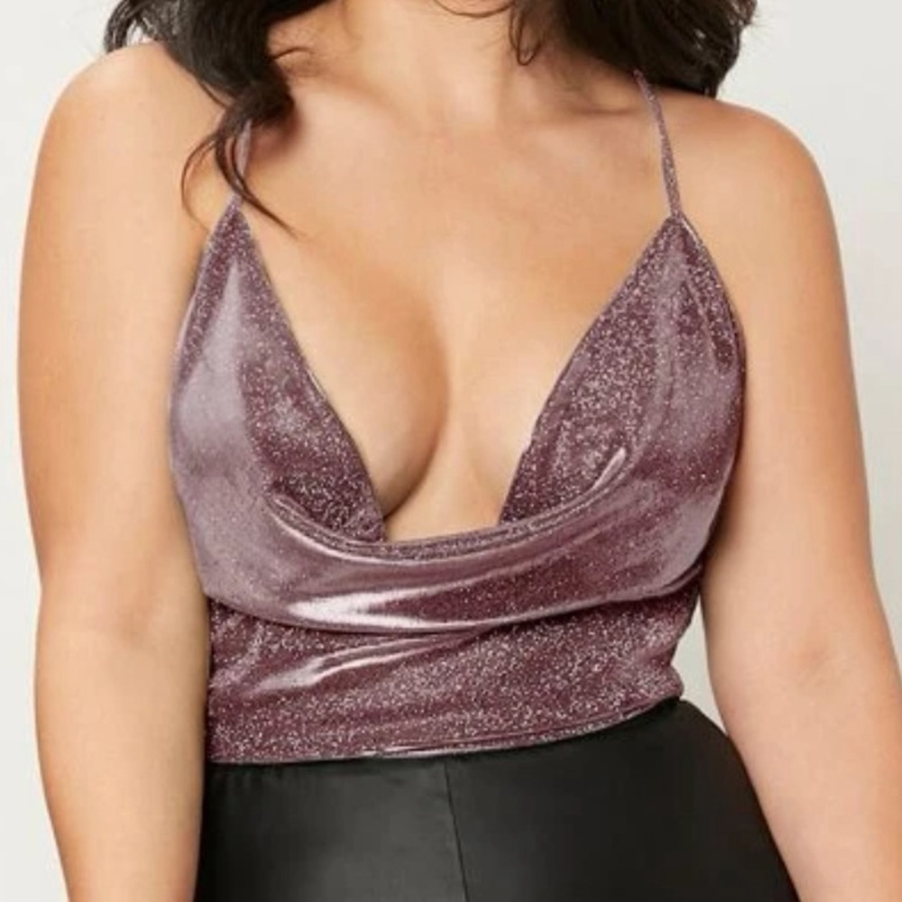 🆕 sexy purple sparkle top!